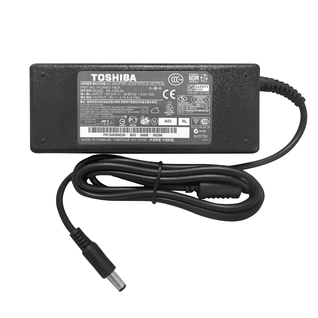 (751) Cargador de laptop toshiba 19v 4.74a punta 5.5x2.5mm